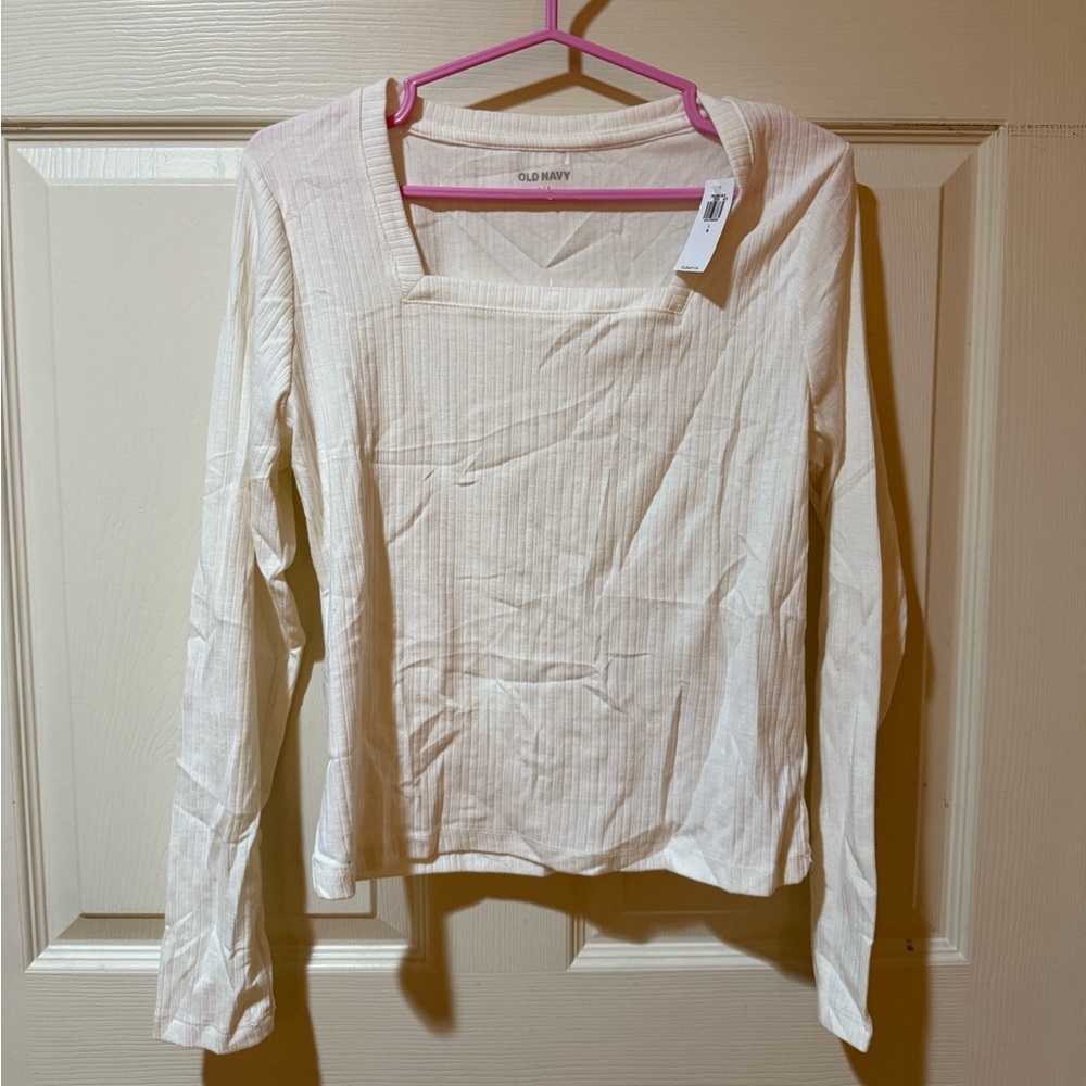 Old Navy Women's Ivory Long Sleeve Tee